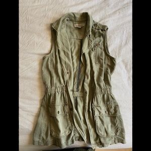 Women’s Kenneth Cole olive vest
